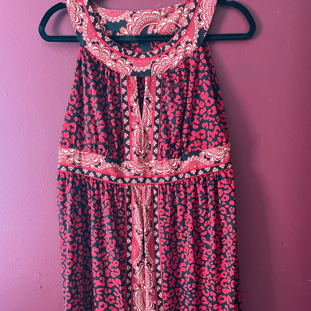 I.N.C International Concepts: Halter top dress with keyhole neck. Size L.